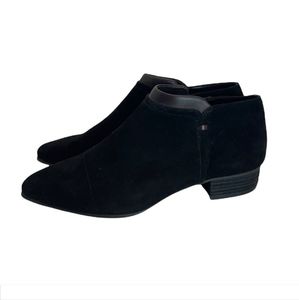 NWOT Vince Camuto suede leather side zipper pointed toe ankle boots size 8 1/2